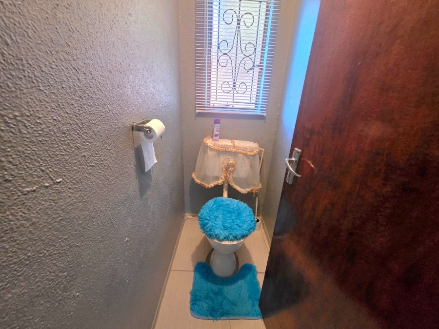 3 Bedroom Property for Sale in Bohlokong Free State